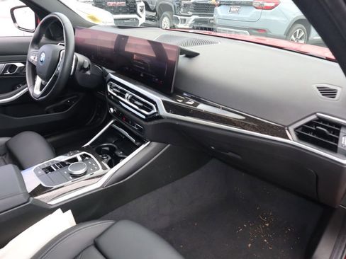 Used 2023 BMW 330e xDrive w/ Premium Package image 25
