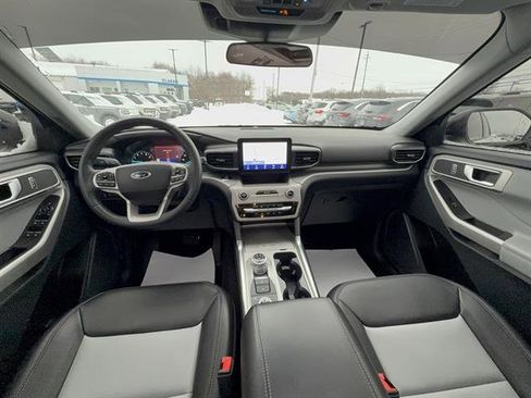 Certified 2023 Ford Explorer XLT w/ Equipment Group 202A image 19
