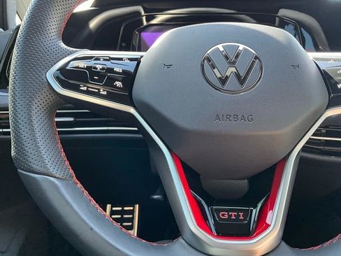 Used 2024 Volkswagen GTI Autobahn image 22