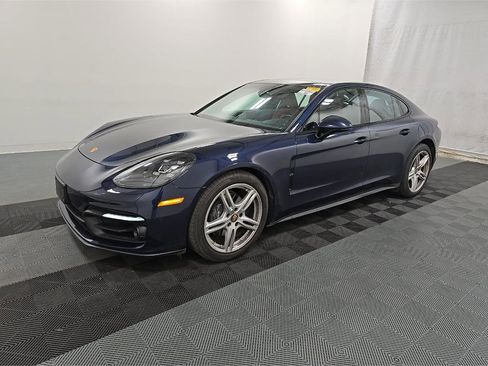 Used 2023 Porsche Panamera 4 AWD/4WD image 3