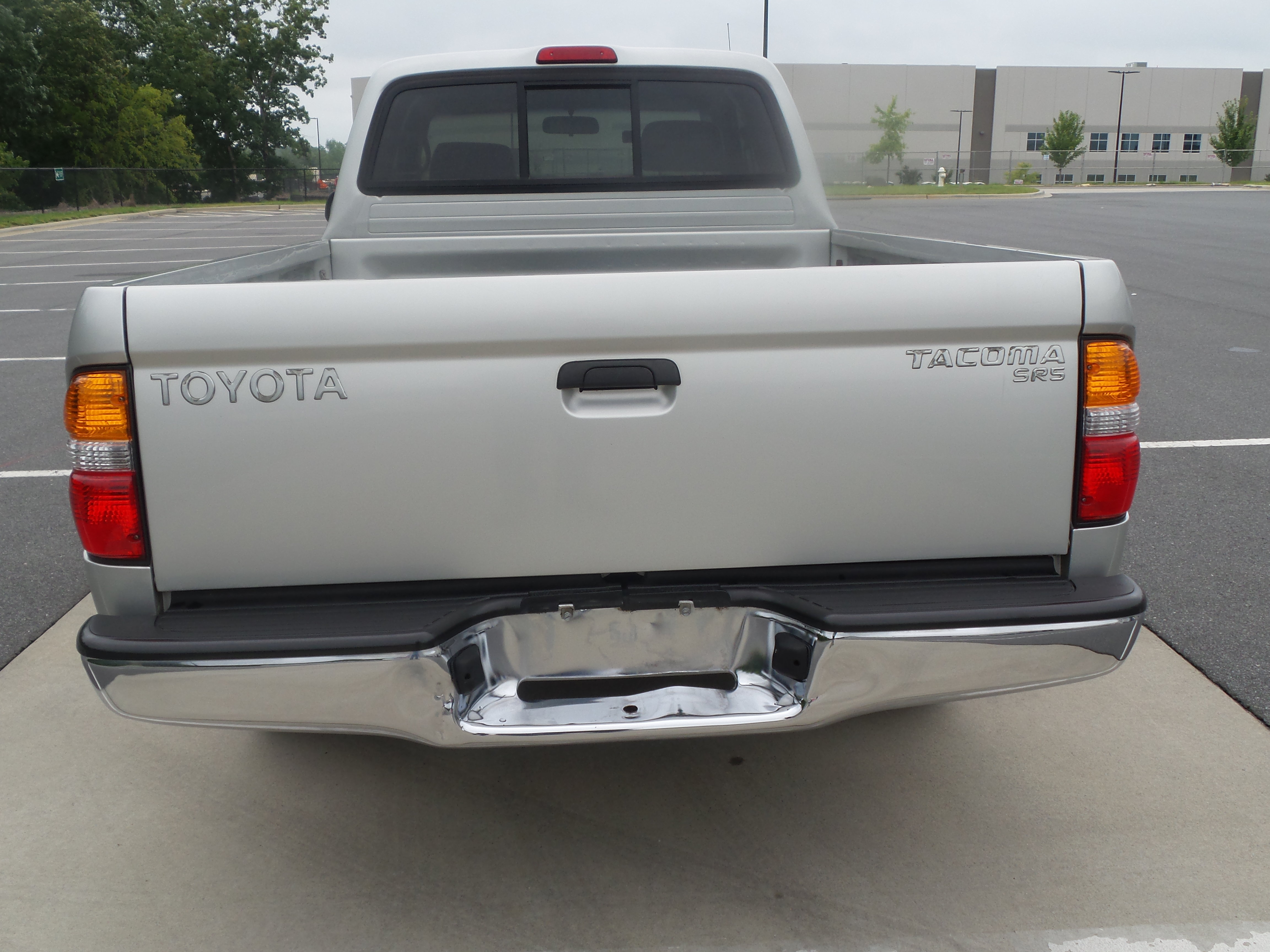 Used 2004 Toyota Tacoma 2WD Xtracab image 12
