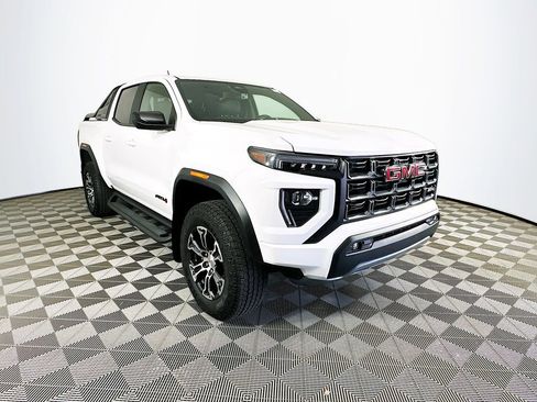 Used 2025 GMC Canyon AT4 AWD/4WD image 1