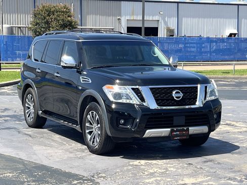 Used 2017 Nissan Armada SL w/ Technology Package RWD image 3