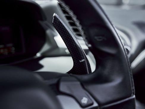 Used 2018 Ferrari 488 Spider image 57