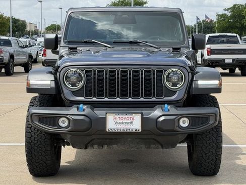 Used 2025 Jeep Wrangler Unlimited Rubicon 4xe w/ Convenience Group image 7