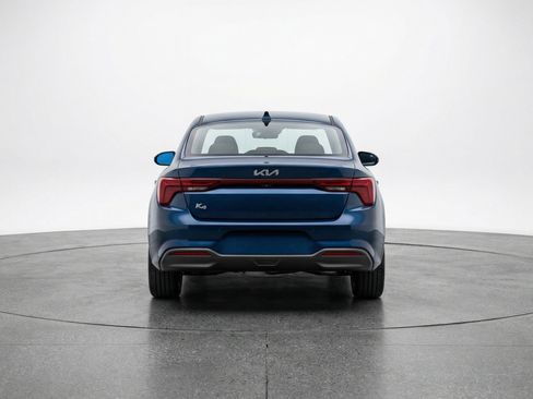 Used 2025 Kia K4 LXS FWD image 7