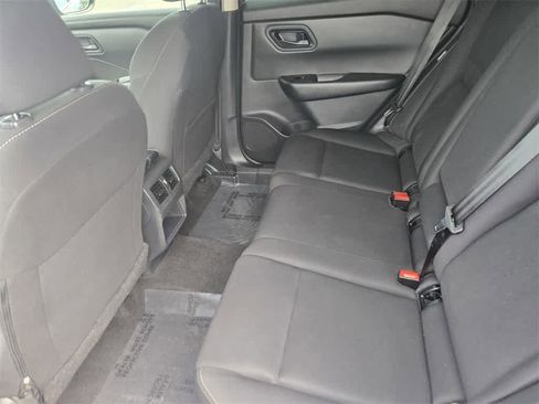 Used 2024 Nissan Rogue S image 12