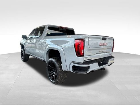 Used 2025 GMC Sierra 1500 AT4 w/ AT4 Premium Package image 7