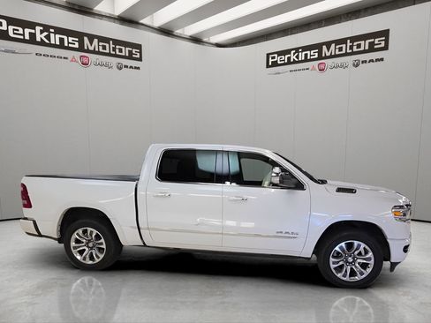 Used 2022 RAM 1500 Limited w/ Body Color Bumper Group AWD/4WD image 4