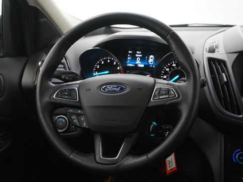 Used 2018 Ford Escape SEL w/ Ford Safe & Smart Package image 17