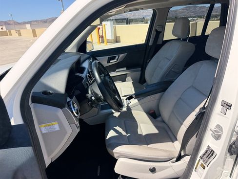Used 2014 Mercedes-Benz GLK 350 2WD image 25
