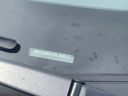 Used 2025 Nissan Versa SV FWD image 19