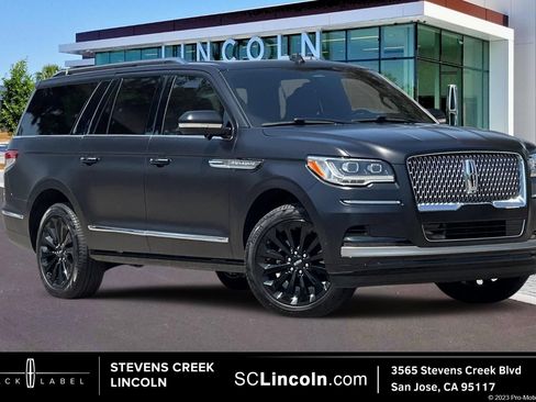Certified 2024 Lincoln Navigator L Reserve AWD/4WD image 1