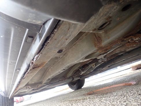 Used 2013 Dodge Avenger SE image 38