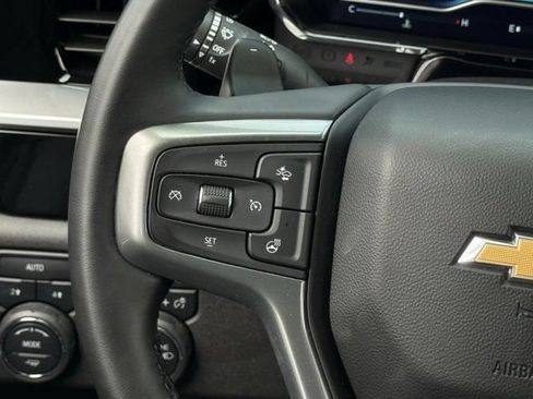 Used 2023 Chevrolet Silverado 1500 LTZ AWD/4WD image 16