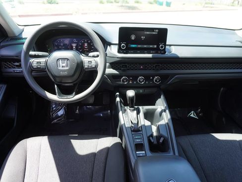 Used 2025 Honda Accord LX image 17