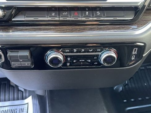 Used 2024 GMC Sierra 3500 SLE w/ SLE Convenience Package image 21