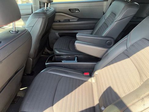 Used 2025 Nissan Pathfinder Rock Creek AWD/4WD image 25