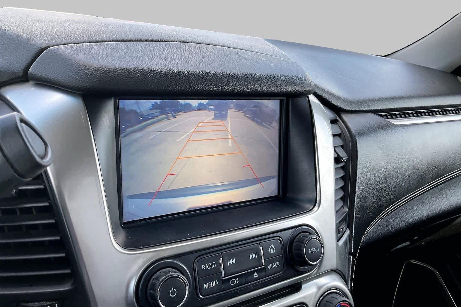 Used 2016 Chevrolet Suburban LS RWD image 28
