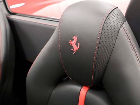 Certified 2022 Ferrari F8 Tributo RWD image 22