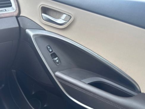 Used 2019 Hyundai Santa Fe XL SE w/ SE Premium Package 02 image 12