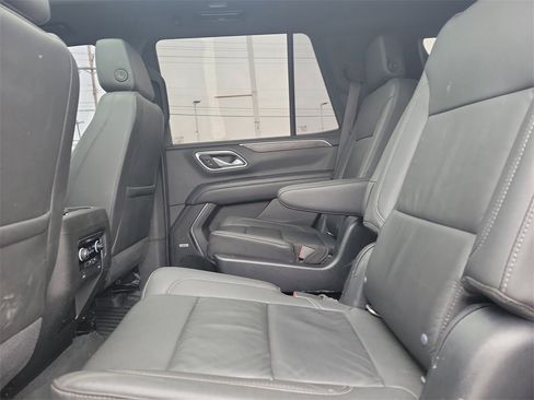 Used 2021 Chevrolet Tahoe Z71 image 14