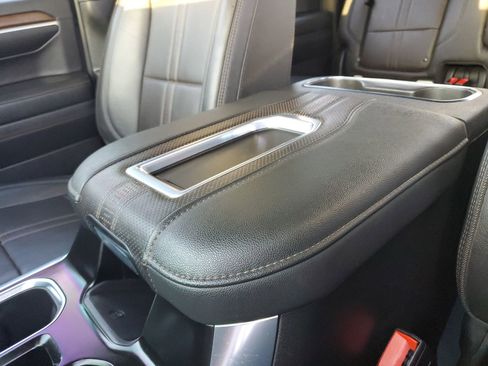 Used 2022 Chevrolet Silverado 1500 High Country w/ High Country Premium Package image 86