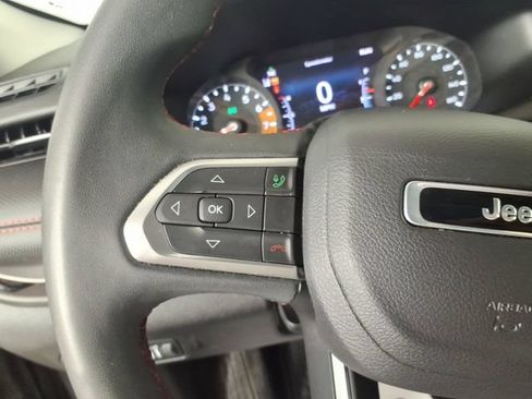 Used 2022 Jeep Compass Trailhawk AWD/4WD image 16