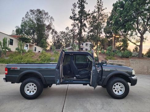 Used 2005 Ford Ranger FX4 AWD/4WD image 9