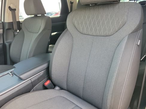 Used 2022 Hyundai Palisade SE FWD image 4
