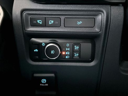 Used 2023 Ford F150 4x4 SuperCrew image 33