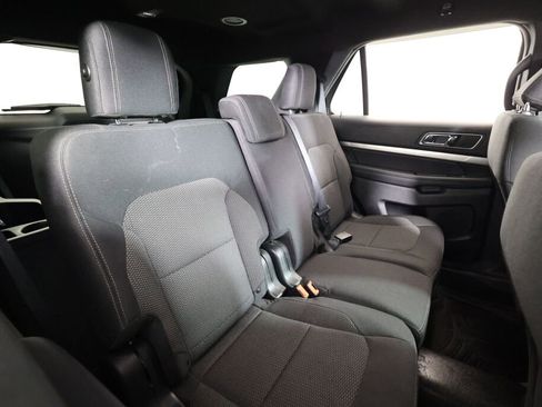 Used 2018 Ford Explorer XLT w/ Equipment Group 201A image 21