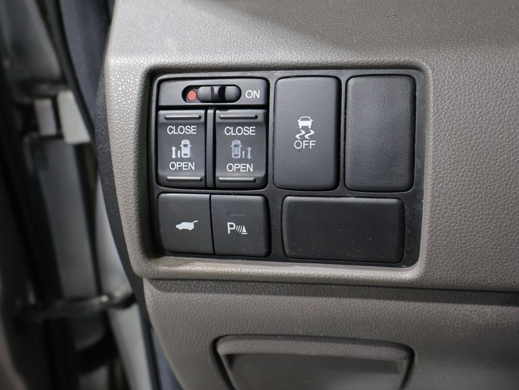 Used 2012 Honda Odyssey Touring image 7