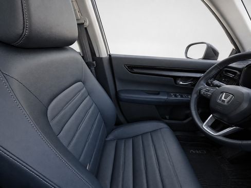 Used 2025 Honda CR-V EX-L image 10