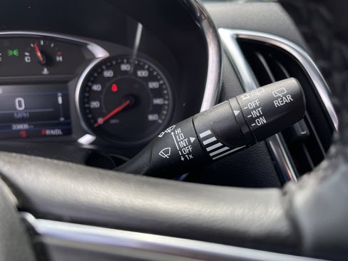 Used 2024 Chevrolet Equinox LT w/ LPO, Floor Liner Package image 21