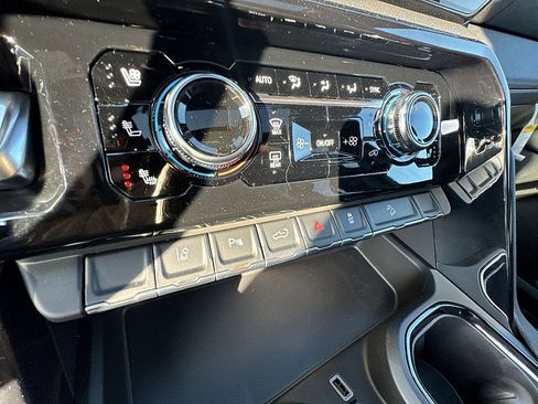 New 2026 GMC Sierra 2500 AT4 image 29