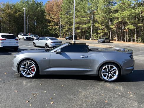 Used 2022 Chevrolet Camaro LT w/ RS Package image 7