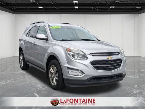 Used 2017 Chevrolet Equinox LT w/ Convenience Package AWD/4WD image 7