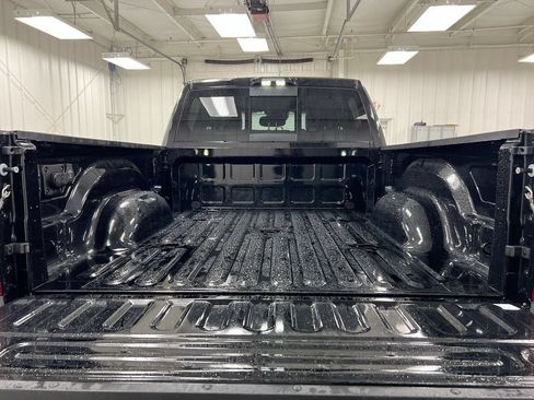 New 2026 RAM 2500 Laramie w/ Night Edition AWD/4WD image 24
