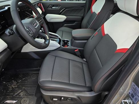 New 2026 GMC Canyon AT4X w/ LPO, Black Badging Package AWD/4WD image 19