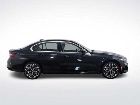 Used 2025 BMW 330i xDrive Sedan w/ Premium Package AWD/4WD image 6