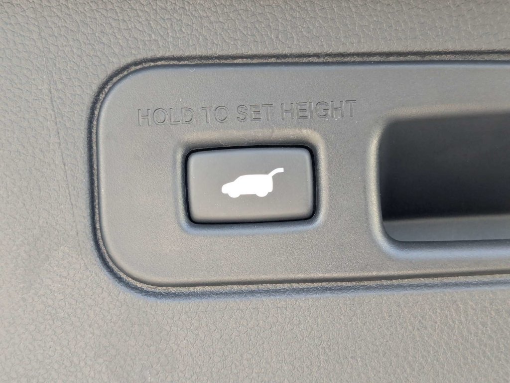 Used 2024 Honda Pilot EX-L image 17