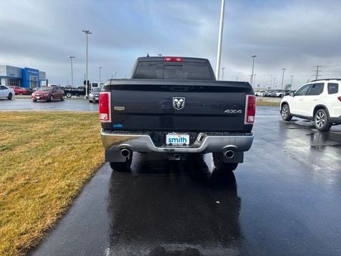 Used 2016 RAM 1500 Laramie w/ Convenience Group image 4