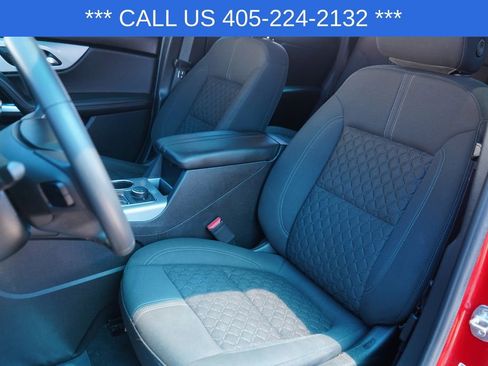 Used 2021 Chevrolet Blazer LT FWD image 20