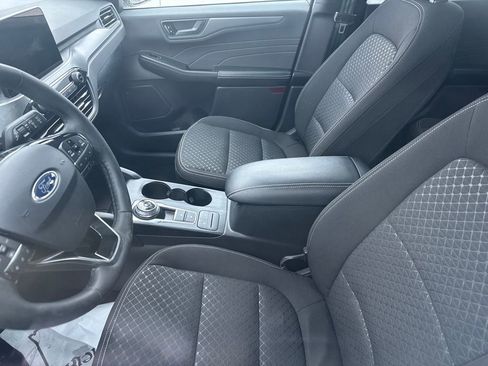 Used 2023 Ford Escape Active image 6