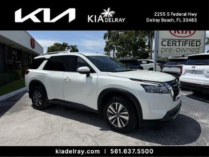 Used 2024 Nissan Pathfinder SL