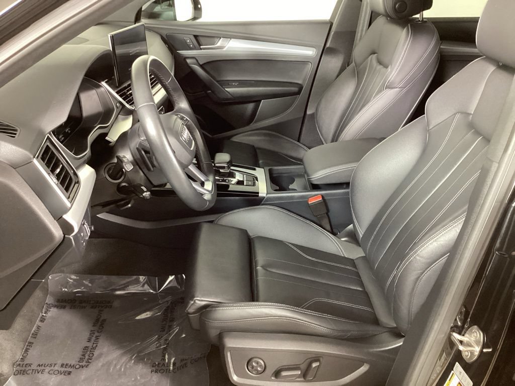 Used 2025 Audi Q5 2.0T Premium AWD/4WD image 11
