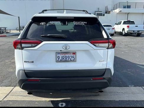 Certified 2024 Toyota RAV4 XLE image 3