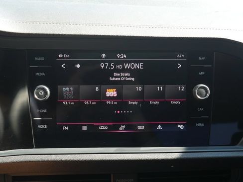 Used 2022 Volkswagen Jetta SEL FWD image 5