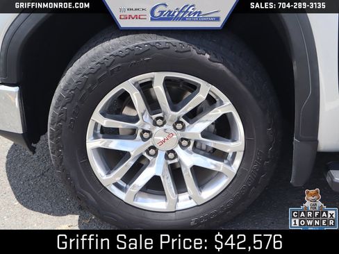 Used 2021 GMC Sierra 1500 SLT w/ SLT Premium Plus Package AWD/4WD image 11
